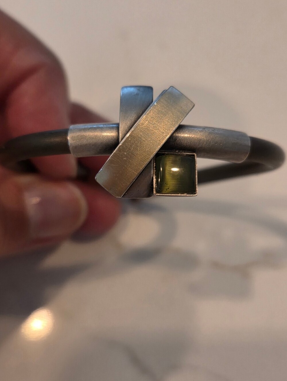 Christophe Poly Modernist Magnetic Bracelet Green Cat's Eye Brushed Silver/Gold